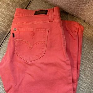 524 Too super low Levis